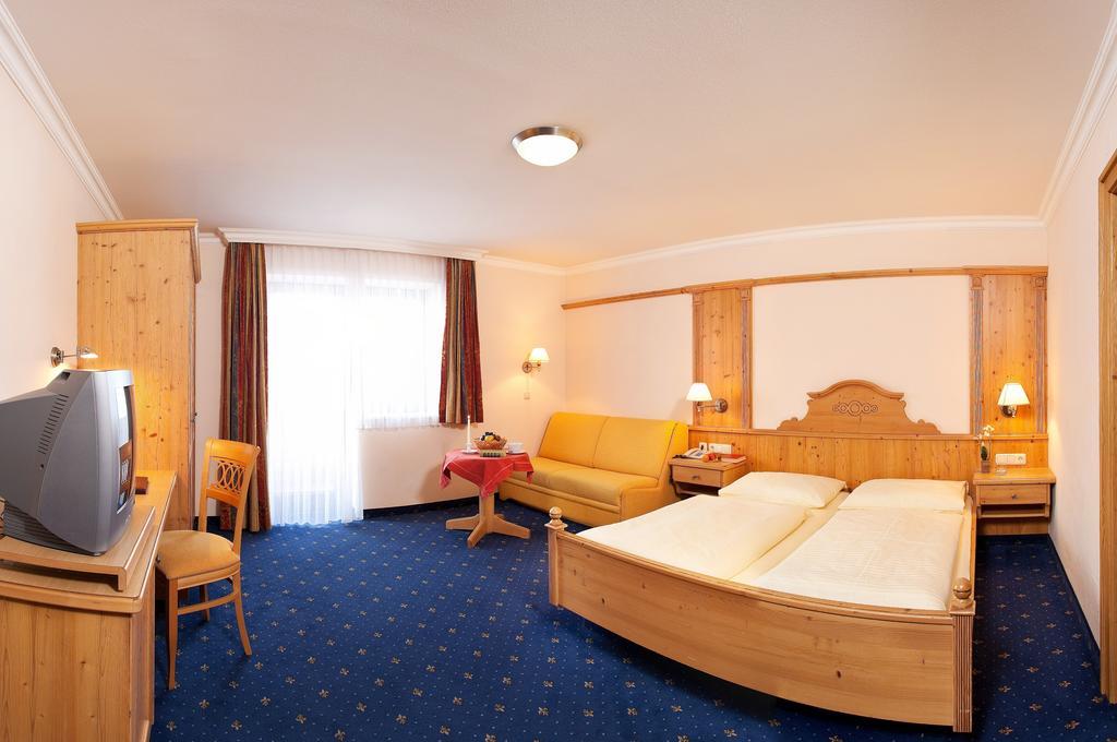 Hotel Schoerhof Зальфельден Номер фото